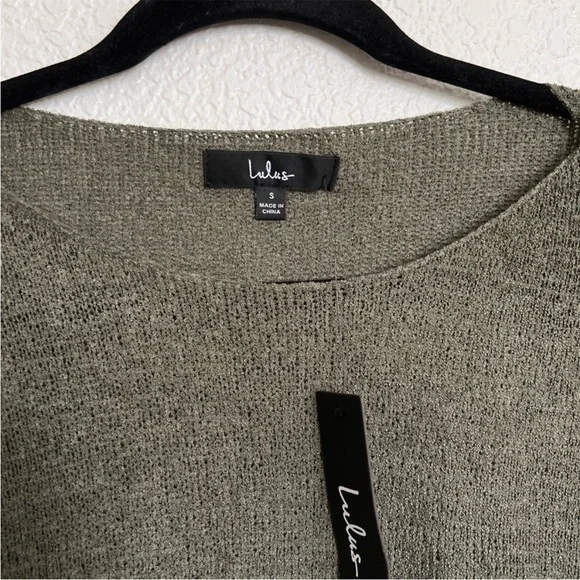 Lulu's Green Sweater - Picture 5 of 9